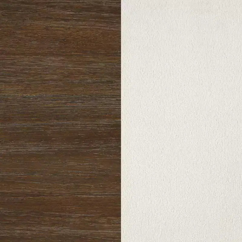 Taburete de bar tapizado de madera a la altura del mostrador