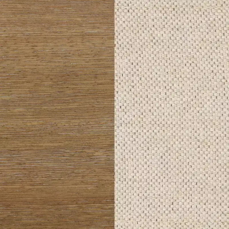 Taburete de bar tapizado de madera a la altura del mostrador