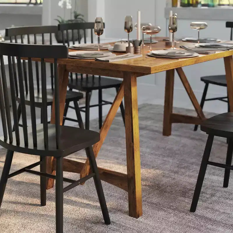 Mesa de comedor rústica de madera con base de caballete