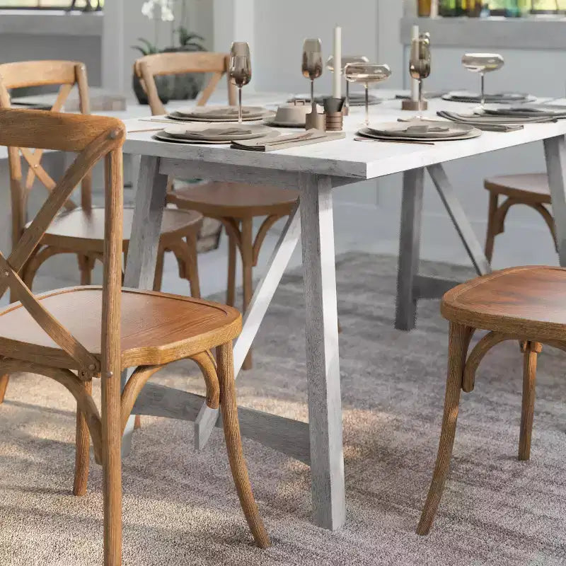 Mesa de comedor rústica de madera con base de caballete
