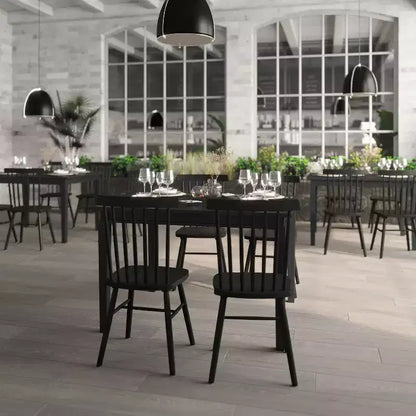 Mesa de comedor de madera maciza