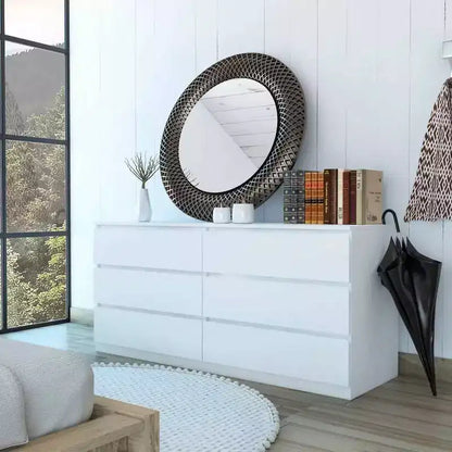 Cómoda de dormitorio con varios cajones y amplio espacio de almacenamiento